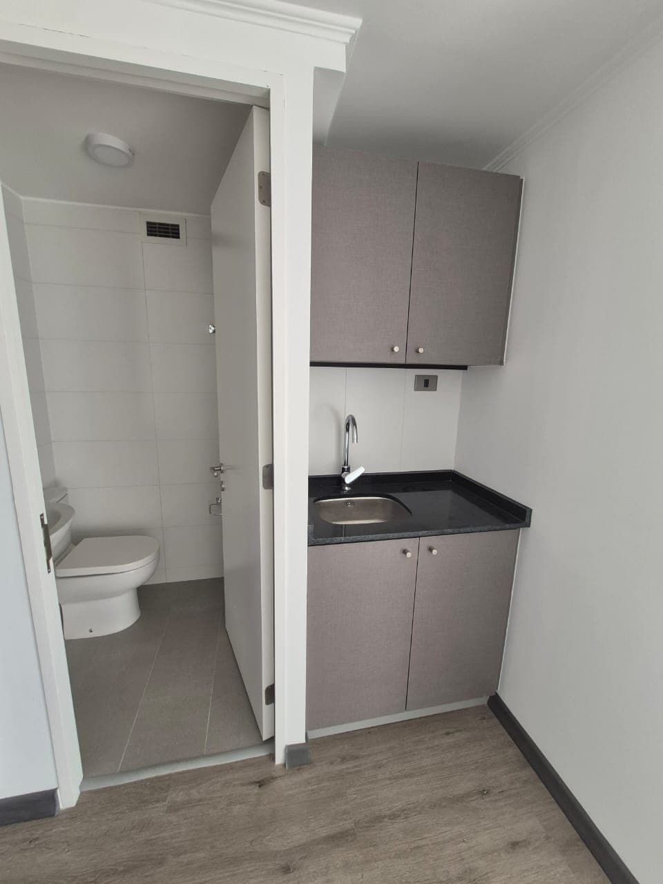 Oficina de 34 m² en Eliodoro Yañez 1250, Providencia, foto 4 de 12