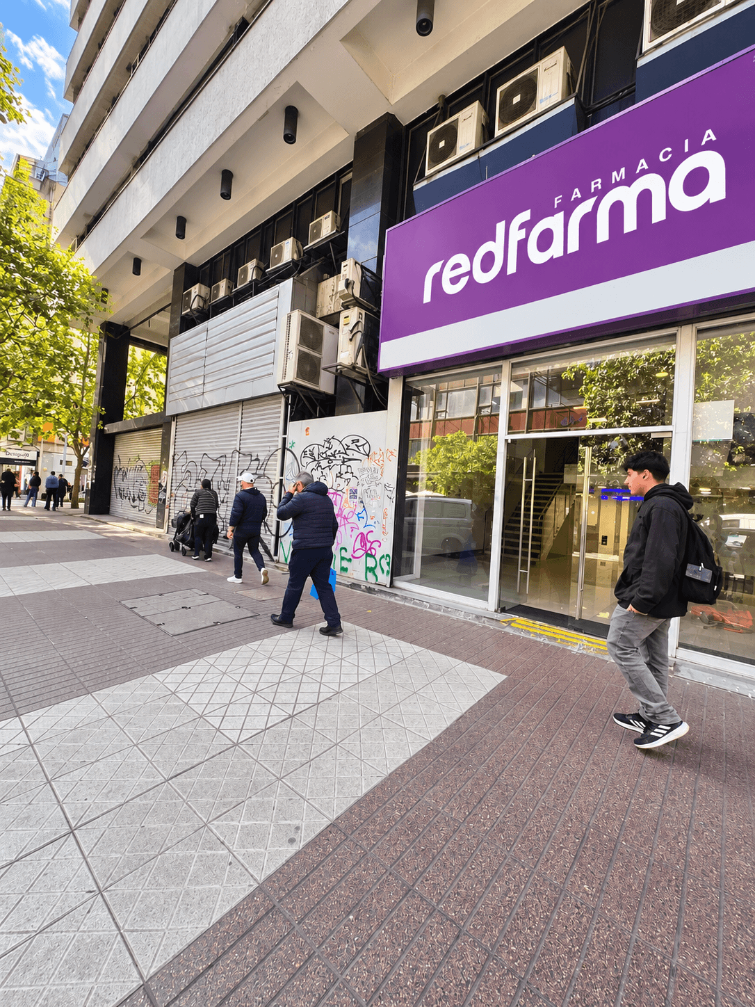 Local comercial de 219 m² en Huérfanos 679, Santiago, foto principal
