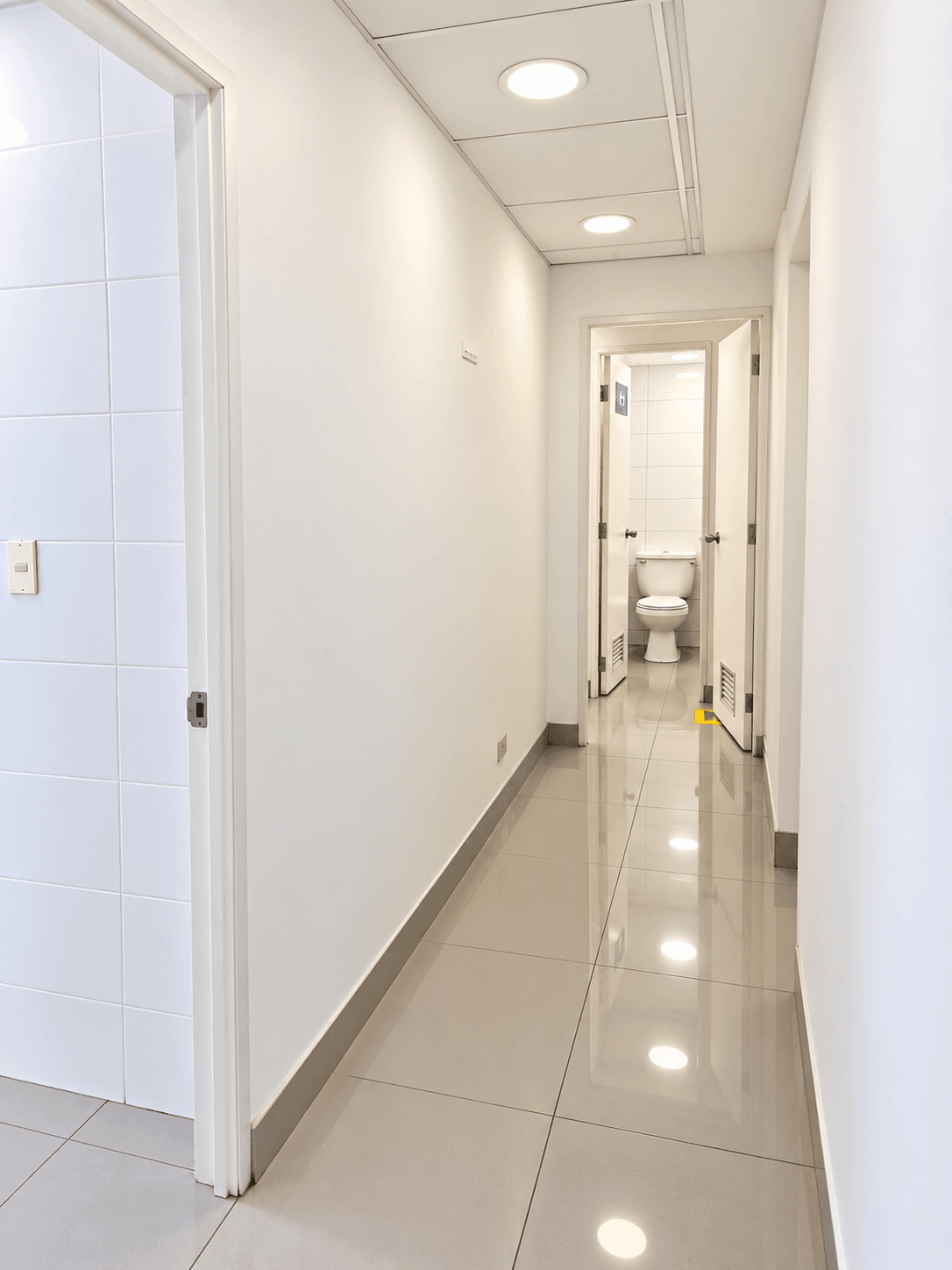 Local comercial de 219 m² en Huérfanos 679, Santiago, foto 8 de 13
